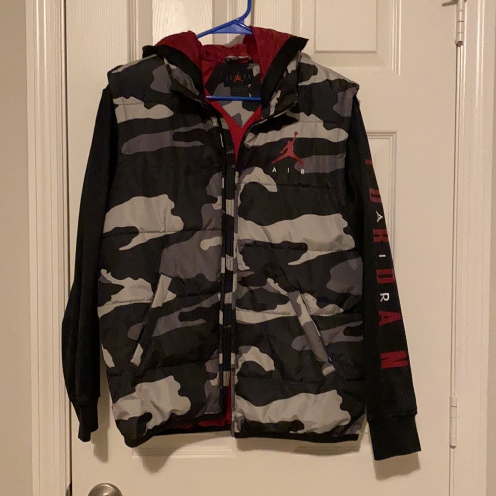 Jacket - Picture 2 of 5